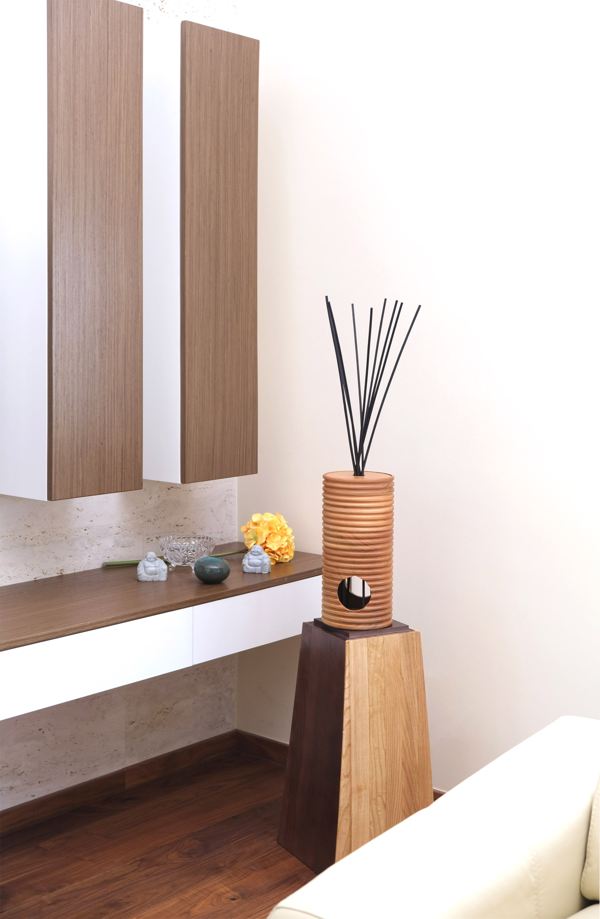 Premium fragrance diffusers